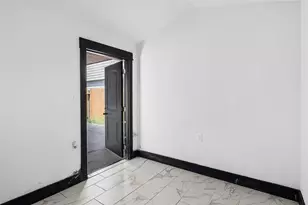 2811 Oakland Brook St, Houston, TX 77038 - Photo 19