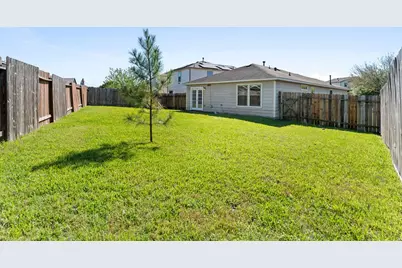 12038 Helvick Crescent Avenue, Houston, TX 77051 - Photo 15