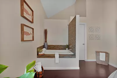 16538 Holly Trail Drive, Houston, TX 77058 - Photo 17