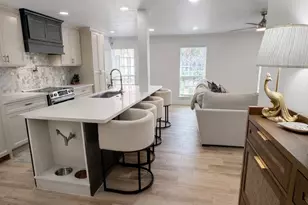 361 N Post Oak Ln, Houston, TX 77024 - Photo 9