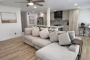 361 N Post Oak Ln, Houston, TX 77024 - Photo 15