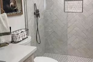 361 N Post Oak Ln, Houston, TX 77024 - Photo 17