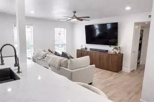 361 N Post Oak Ln, Houston, TX 77024 - Photo 15