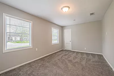 1539 Pleasantville Drive, Houston, TX 77029 - Photo 15
