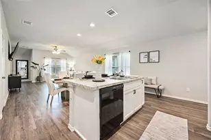 10527 Meadow Saffron Dr, Houston, TX 77016 - Photo 13