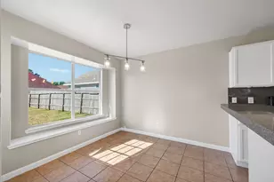 14142 Bishop Bend Ln, Houston, TX 77047 - Photo 11