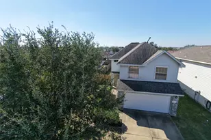 14142 Bishop Bend Ln, Houston, TX 77047 - Photo 3