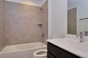 28915 Yachting Point Ln, Fulshear, TX 77494 - Photo 9