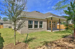 239 Warbler Song Dr, Willis, TX 77318 - Photo 37