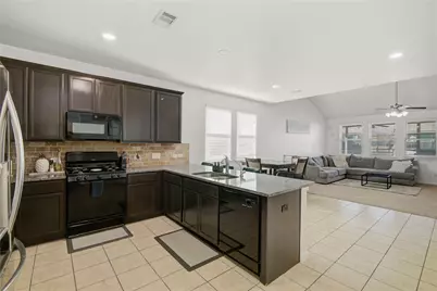 2527 Cold River Drive, Humble, TX 77396 - Photo 3