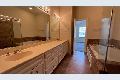 2710 Hullsmith Drive #803, Houston, TX 77063 - Photo 27