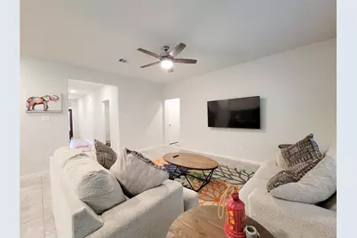 6523 Fiddlewood Thicket Lane, Katy, TX 77449 - Photo 13