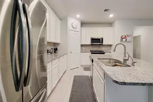 6523 Fiddlewood Thicket Ln, Katy, TX 77449 - Photo 11
