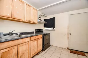 8282 Park Pl Blvd, Houston, TX 77017 - Photo 7