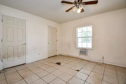 8282 Park Place Boulevard #D1, Houston, TX 77017 - Photo 9