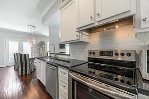 701 Bering Dr, Houston, TX 77057 - Photo 11