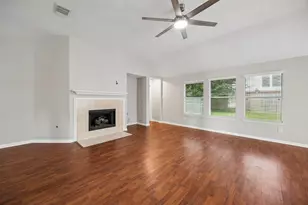 21515 Old Hannover Dr, Spring, TX 77388 - Photo 5
