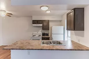 6815 Beachwood St, Houston, TX 77021 - Photo 3