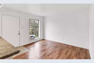 6815 Beachwood Street #4, Houston, TX 77021 - Photo 5