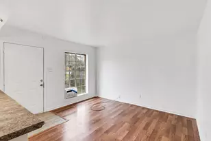 6815 Beachwood St, Houston, TX 77021 - Photo 5