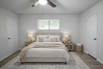 2301 N Thomspon Street, Conroe, TX 77303 - Photo 9