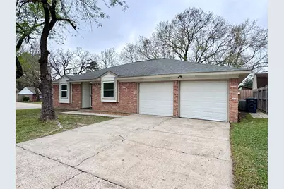 2301 N Thomspon Street, Conroe, TX 77303 - Photo 3