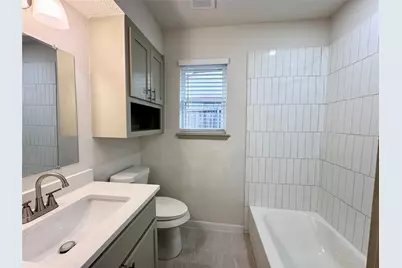 2301 N Thomspon Street, Conroe, TX 77303 - Photo 11