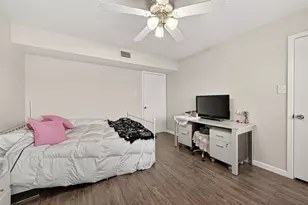 2277 S Kirkwood Rd, Houston, TX 77077 - Photo 23