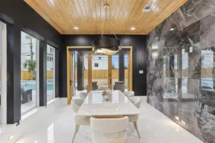3902 Charleston St, Houston, TX 77021 - Photo 3