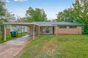 5707 Lakefield Dr, Houston, TX 77033 - Photo 1