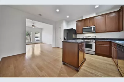 2206 Naomi Street #16, Houston, TX 77054 - Photo 7