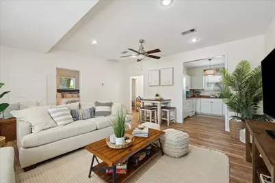 1213 55th Street, Galveston, TX 77551 - Photo 7