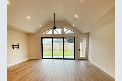 632 Golden Aster Boulevard, Waller, TX 77484 - Photo 3