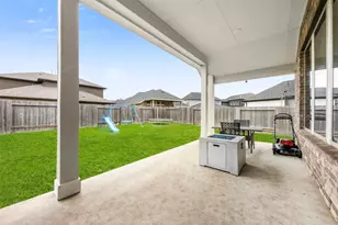 2004 Sadtler Ridge Cir, La Porte, TX 77571 - Photo 19