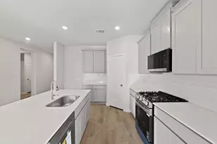 25431 Blossom Ct, Montgomery, TX 77316 - Photo 5