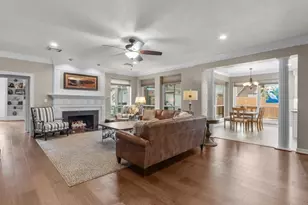 2436 Pebble Beach Dr, League City, TX 77573 - Photo 11