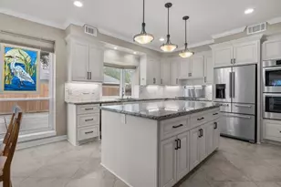 2436 Pebble Beach Dr, League City, TX 77573 - Photo 5