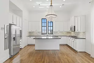 2702 Cortlandt St, Houston, TX 77008 - Photo 13