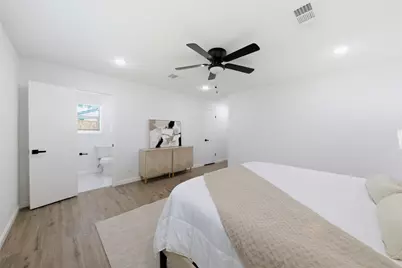 6211 Dumfries Drive, Houston, TX 77096 - Photo 33