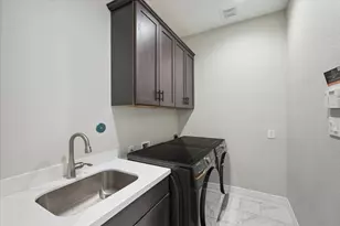 602 Appia Dr, Kemah, TX 77565 - Photo 17