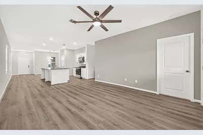 7127 Kason Falls Court, Houston, TX 77049 - Photo 7