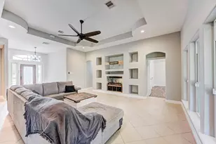 362 Smith St, Clute, TX 77531 - Photo 9