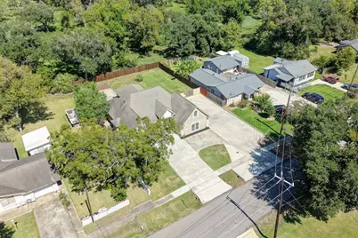 362 Smith Street, Clute, TX 77531 - Photo 41