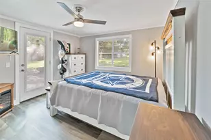 506 Pear St, Edna, TX 77957 - Photo 19