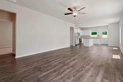 8134 Alpine Bearberry Drive, Houston, TX 77016 - Photo 3
