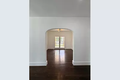 1968 W McKinney Street, Houston, TX 77019 - Photo 9