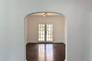 1968 W McKinney St, Houston, TX 77019 - Photo 9