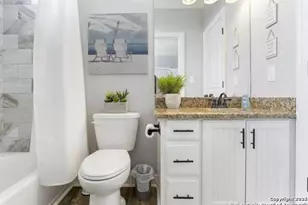 972 Surf Rd, Crystal Beach, TX 77650 - Photo 7