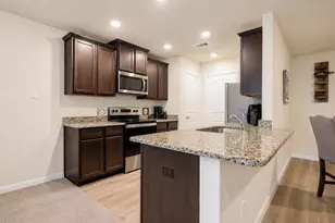 1219 Paradise Found Dr, Iowa Colony, TX 77583 - Photo 5
