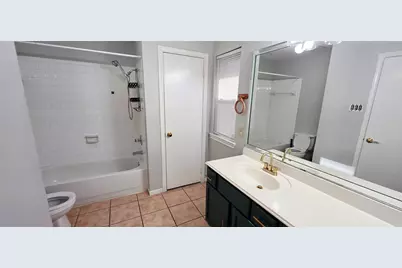 4711 Stone Bridge Street, Baytown, TX 77521 - Photo 9